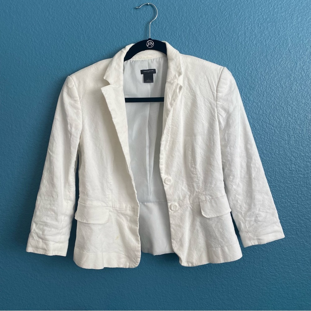 Ann Taylor Off white linen blazer